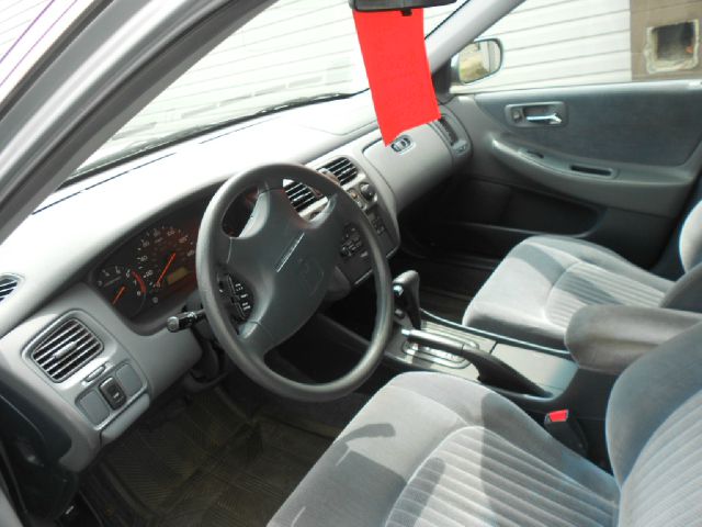 Honda Accord 1998 photo 7
