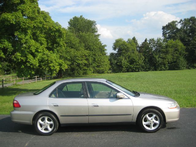 Honda Accord 1998 photo 1