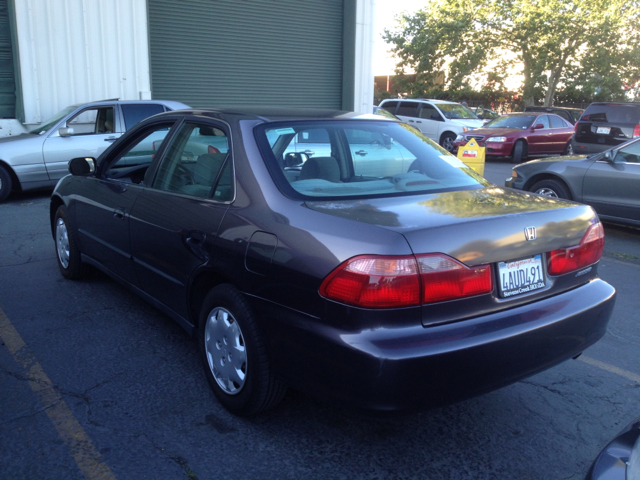 Honda Accord 1998 photo 4