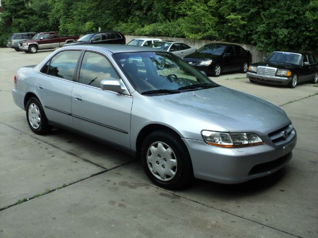 Honda Accord 1998 photo 10