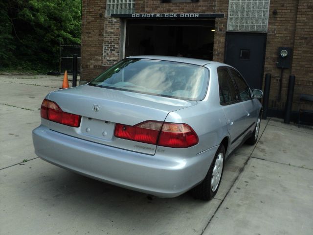 Honda Accord 1998 photo 11