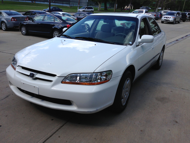 Honda Accord 1998 photo 2