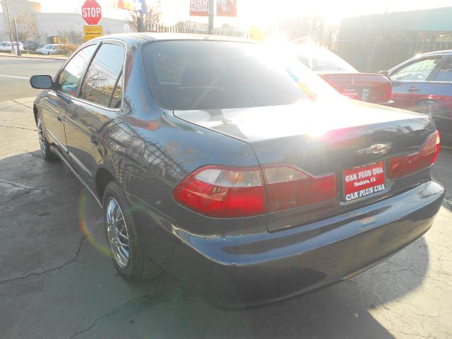 Honda Accord 1998 photo 3