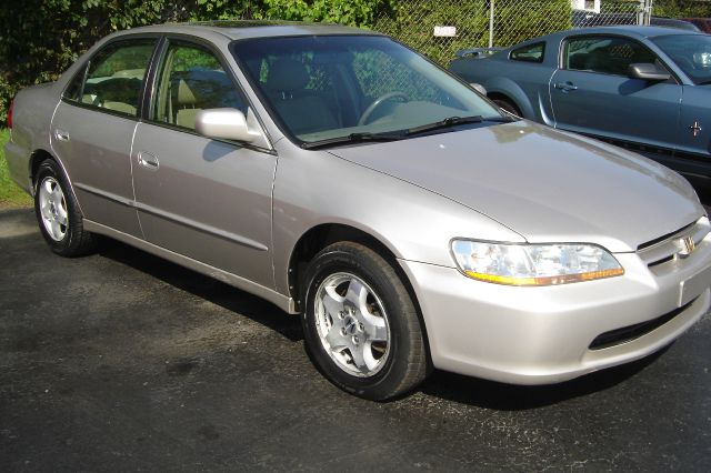 Honda Accord 1998 photo 3