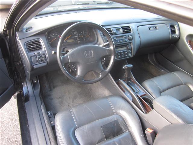 Honda Accord 1998 photo 3