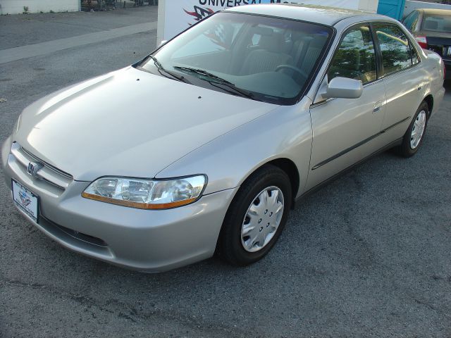 Honda Accord 1998 photo 2