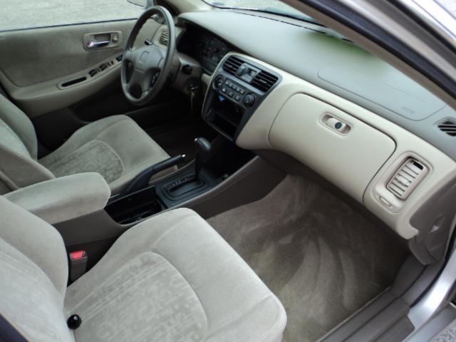Honda Accord 1999 photo 2