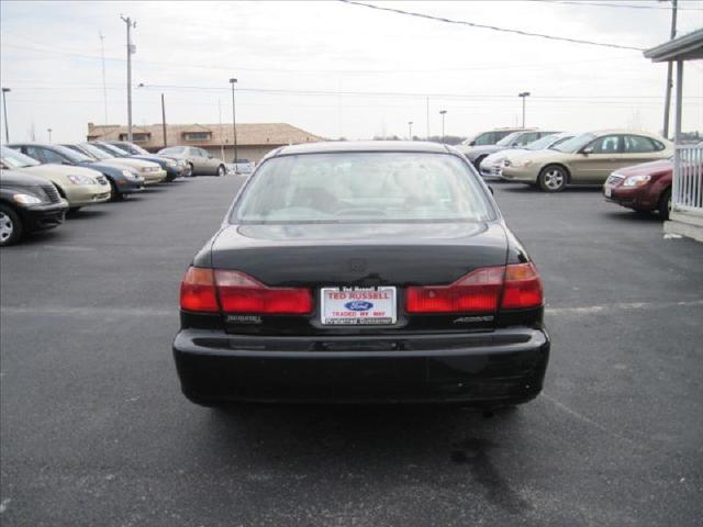 Honda Accord 1999 photo 2