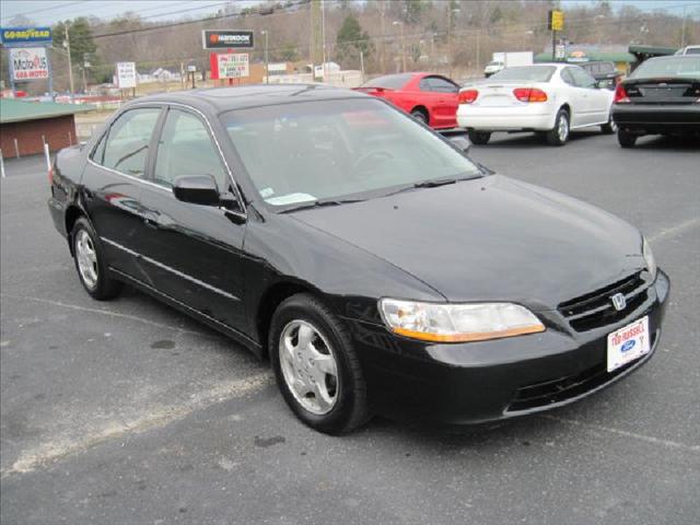 Honda Accord 1999 photo 4