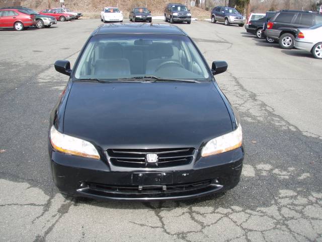 Honda Accord 1999 photo 1