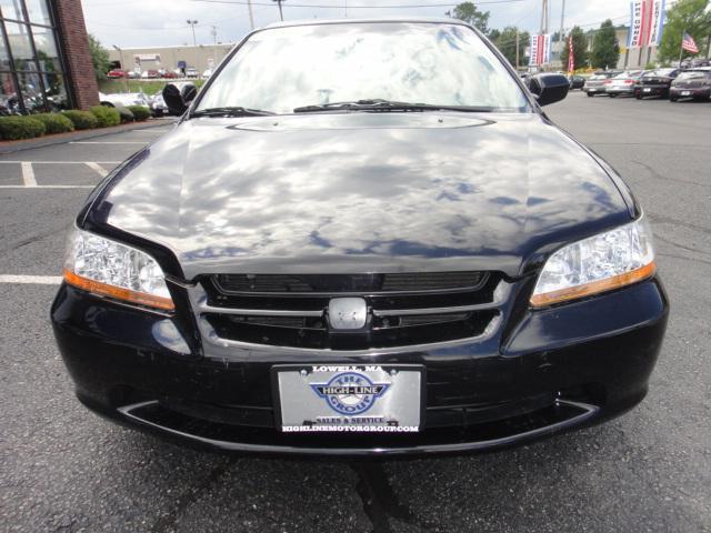 Honda Accord 1999 photo 2