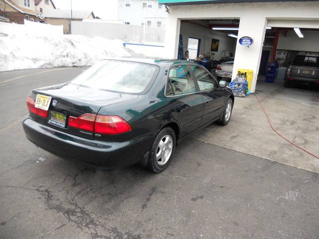 Honda Accord 1999 photo 2