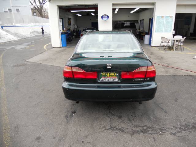 Honda Accord 1999 photo 3