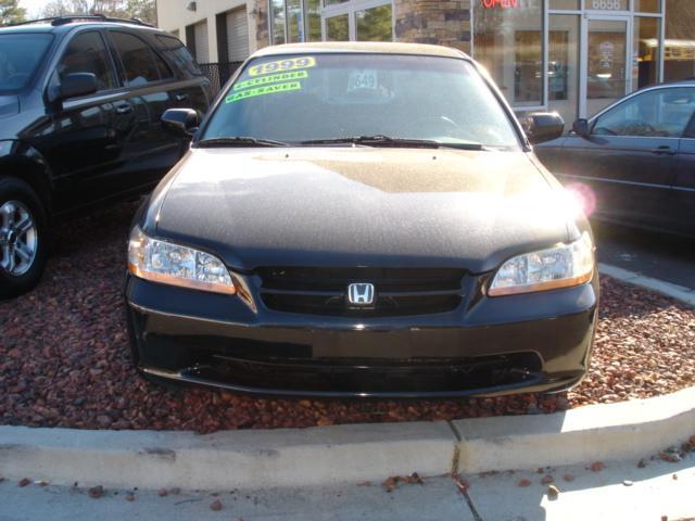 Honda Accord 1999 photo 1