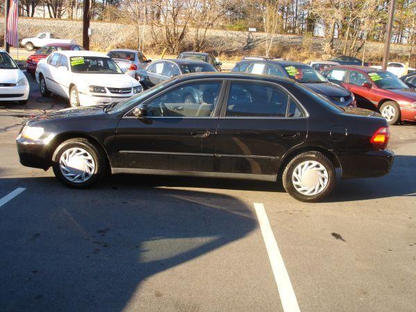 Honda Accord 1999 photo 3