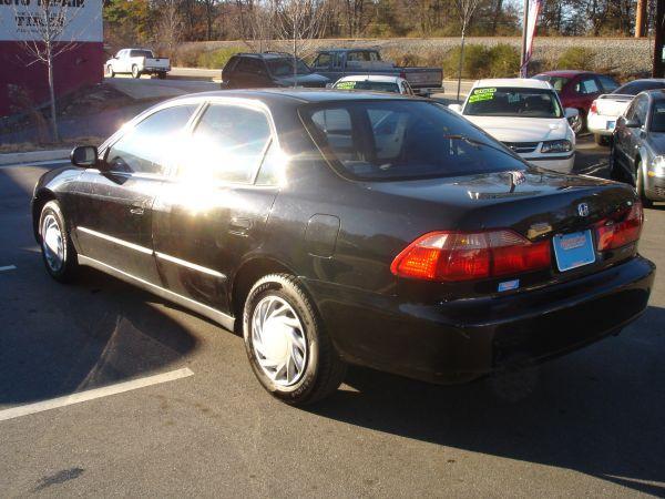Honda Accord 1999 photo 4