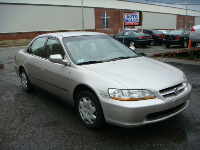 Honda Accord 1999 photo 4