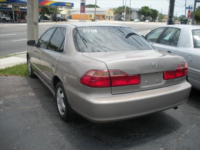 Honda Accord 1999 photo 1