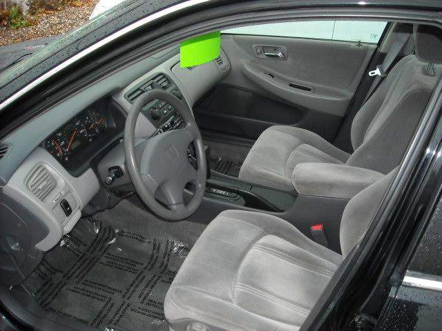 Honda Accord 1999 photo 2