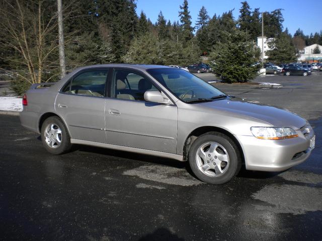 Honda Accord 1999 photo 2