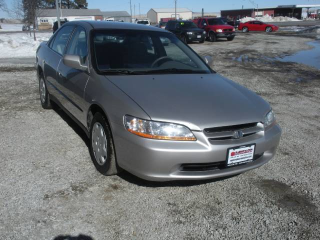 Honda Accord 1999 photo 2