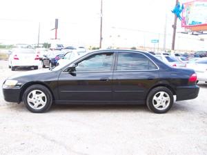 Honda Accord 1999 photo 3
