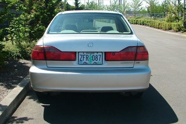 Honda Accord 1999 photo 1