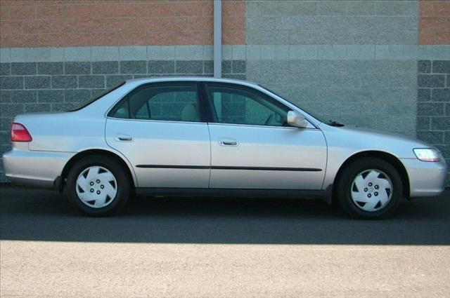 Honda Accord 1999 photo 3