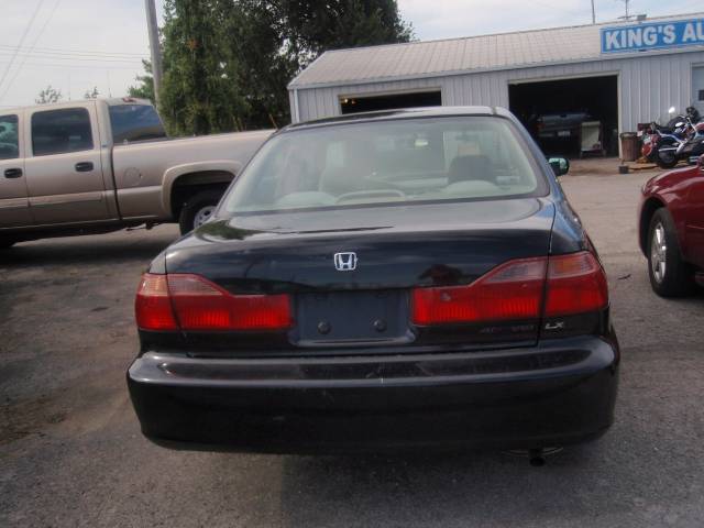 Honda Accord 1999 photo 3