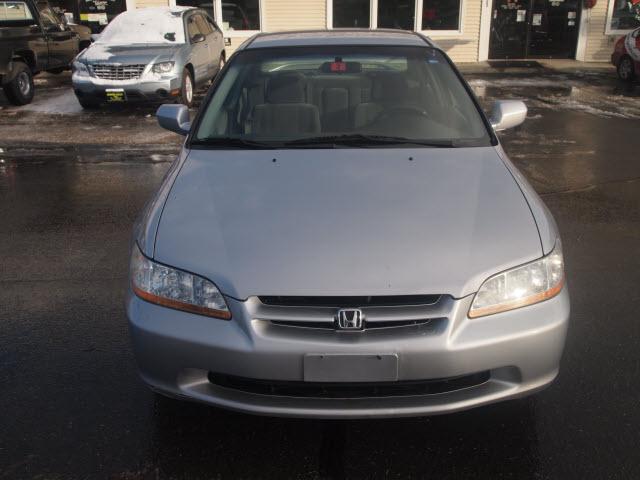 Honda Accord 1999 photo 1