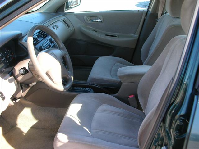 Honda Accord 1999 photo 4
