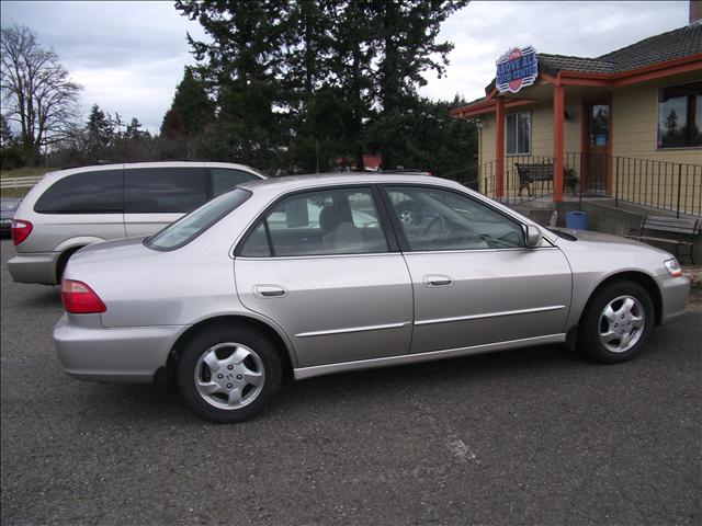 Honda Accord 1999 photo 2
