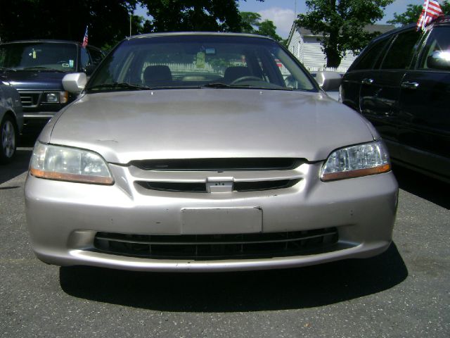 Honda Accord 1999 photo 4