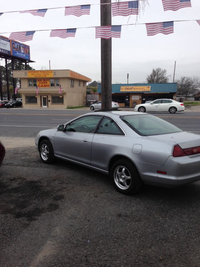 Honda Accord 1999 photo 1