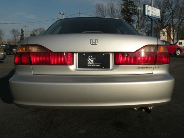 Honda Accord 1999 photo 3