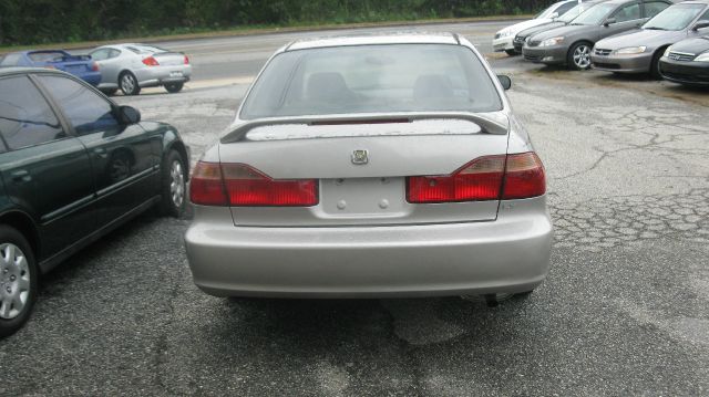 Honda Accord 1999 photo 4