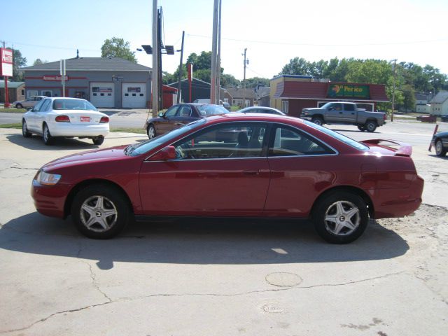 Honda Accord 1999 photo 1