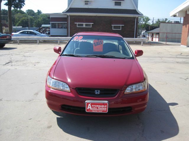 Honda Accord 1999 photo 2