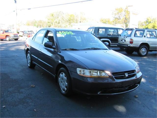 Honda Accord 1999 photo 3