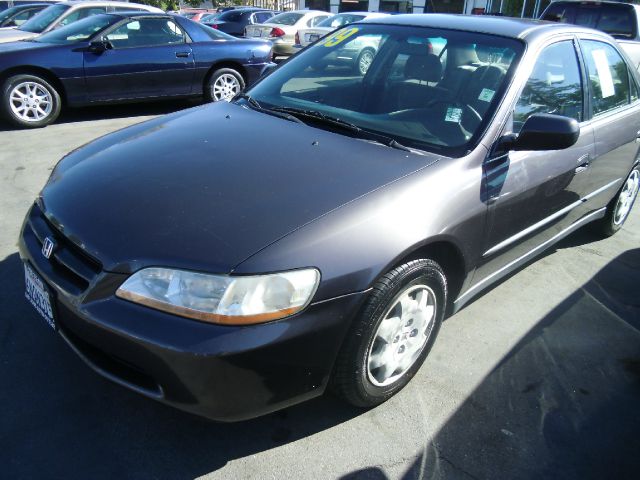 Honda Accord 1999 photo 1
