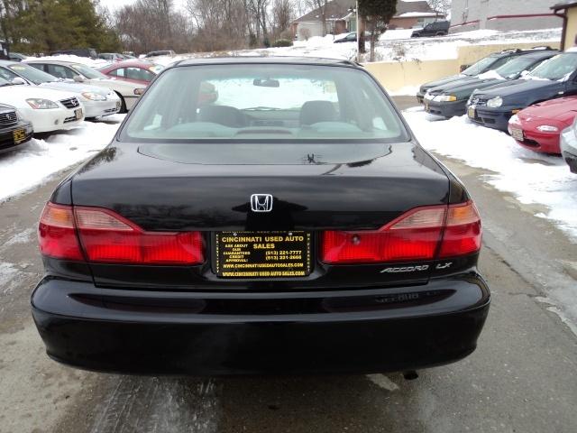 Honda Accord 1999 photo 4