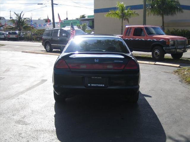 Honda Accord 1999 photo 3