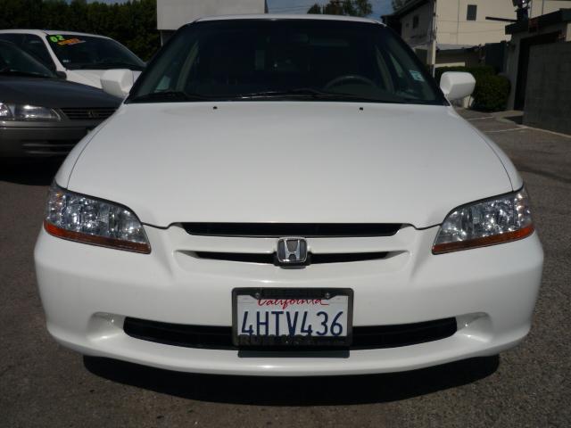 Honda Accord 1999 photo 2