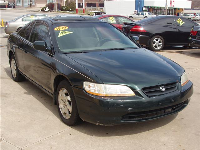 Honda Accord 1999 photo 2