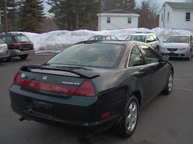 Honda Accord 1999 photo 3