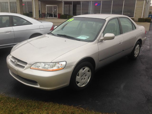Honda Accord 1999 photo 1