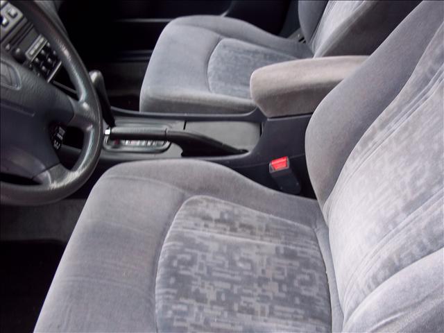 Honda Accord 1999 photo 3
