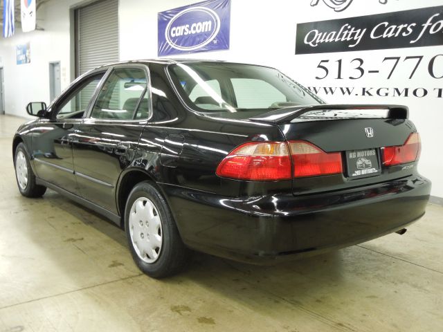 Honda Accord 1999 photo 1