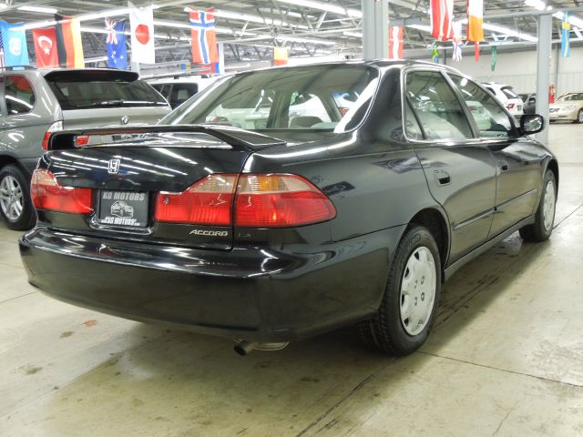 Honda Accord 1999 photo 3