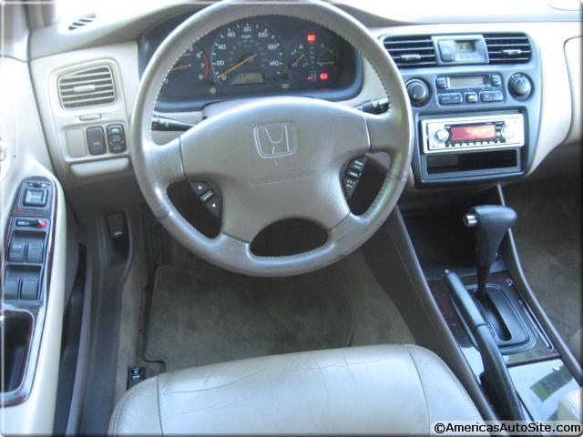 Honda Accord 1999 photo 4